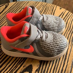 Pink  and grey toddler girls Nike’s